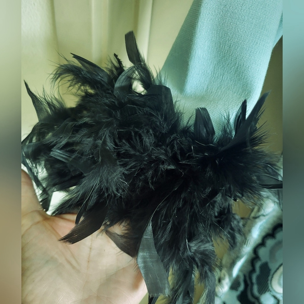 Vintage R&K Knits 1960s Mod Feather Cuff Dress - Picture 5 of 10